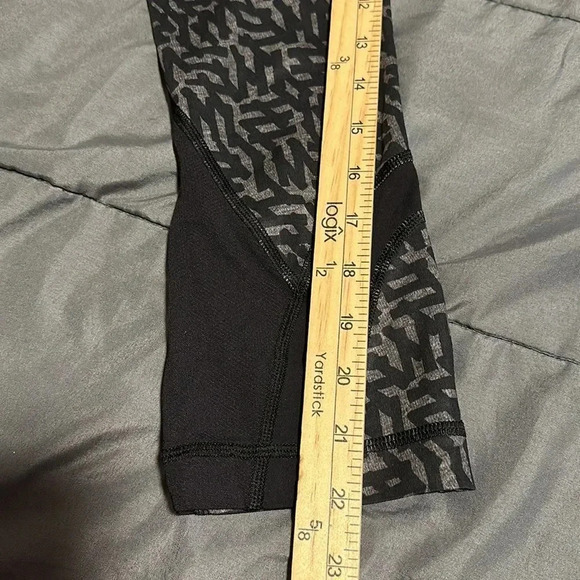 Lululemon Run Inspire Crop Luxtreme BlockIt Pocket Sz 4 - Picture 11 of 16